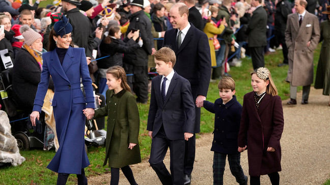 Britain's Kate, Princess of Wales, Princess Charlotte, Prince George, William, the Prince of Wales, Prince Louis and Mia Tindall arrive to attend the Christmas day service at St Mary Magdalene Church in Sandringham in Norfolk, England, Monday, Dec. 25, 2023.(AP Photo/Kin Cheung)