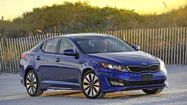 2012 Kia Optima{ } (Image courtesy of Kia Motors America)