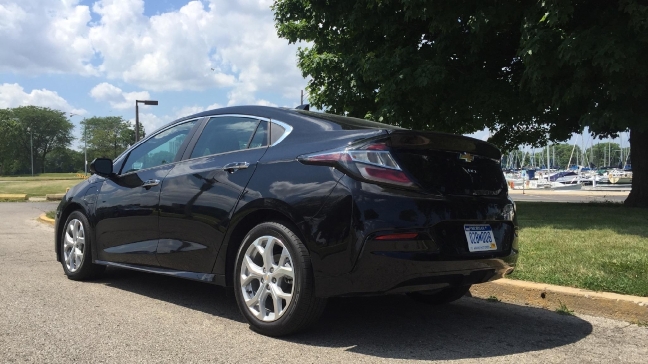 2017 Chevrolet Volt (Photo by Jill Ciminillo)