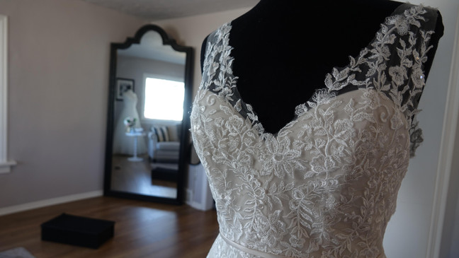 Bizarre love story: Wife runs away with another man, husband marries her lover's wife (Photo: KUTV)