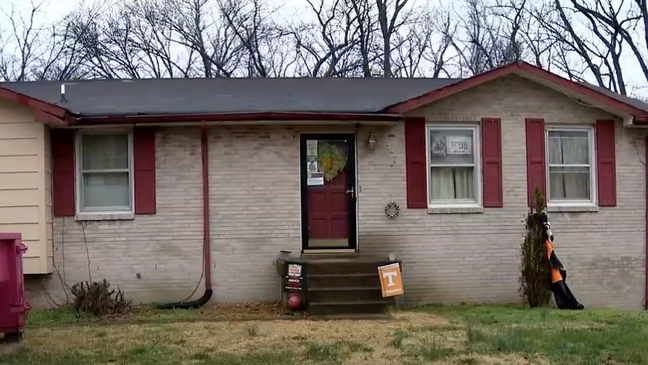 Walmart claims no responsibility for Tennessee woman's TV allegedly stolen by deliverer (WZTV){&nbsp;}