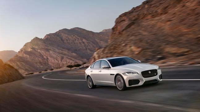 2018 Jaguar XF{ }(Image courtesy of Jaguar Land Rover)
