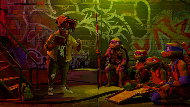 L-r, APRIL OâNEIL, DONATELLO, RAPHAEL, MICHELANGELO and LEONARDO in PARAMOUNT PICTURES and NICKELODEON MOVIES PresentA POINT GREY Production âTEENAGE MUTANT NINJA TURTLES: MUTANT MAYHEMâ