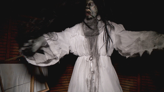Actors embody creatures from the darkest depths of the imagination at Salt Lake City's Nightmare on 13th during the 2023 Halloween Season (Photo{ }: Gabriel Misla, KUTV)