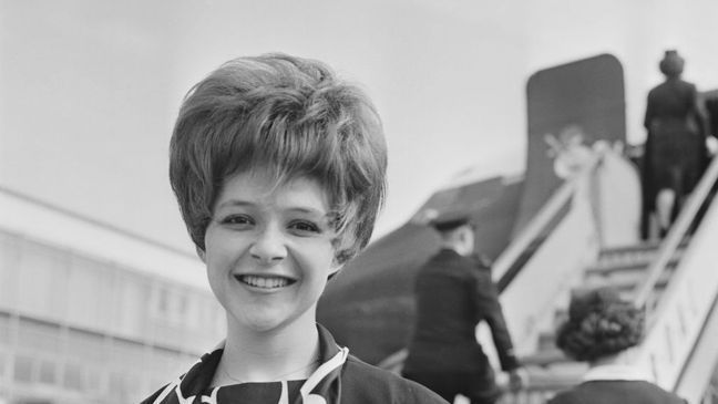 American singer Brenda Lee, UK, 18th August 1964. (Photo by Len Trievnor/Daily Express/Hulton Archive/Getty Images)