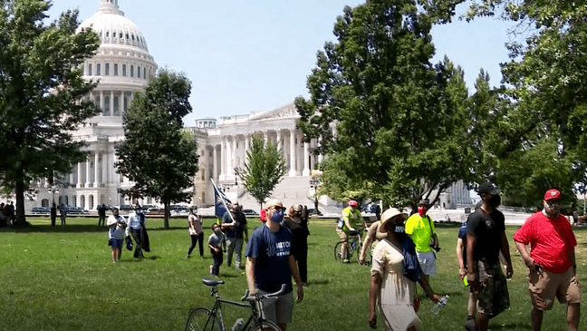 Protesters gather outside of Republican Senator Mitch McConnell's home for unemployment benefits rally VI.PNG