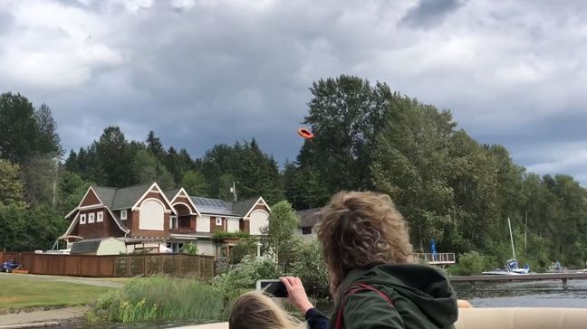 Dust devil wreaks havoc along Lake Sammamish (Photo via Peter Barnes)