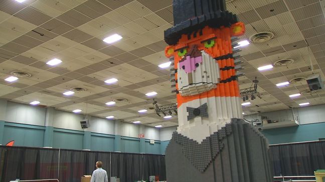 Photos: Incredible art on display as LEGO's BrickUniverse stops in Dayton (WKEF/WRGT)