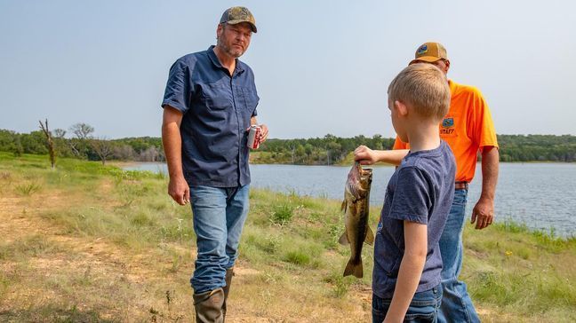 The fishing trip was part of the Fostering Outdoor Oklahoma Families partnership program. (Photo: Oklahoma Department of Wildlife Conservation)