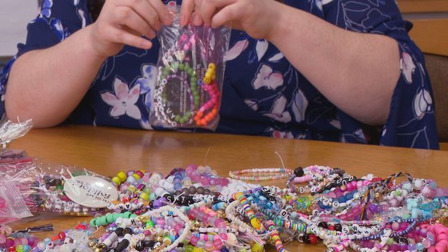 Teens in foster care get special friendship bracelets, gift bags to take to Taylor Swift concert (WKRC)