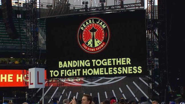 {p}Seattle came “Alive" Wednesday night, August 8, 2018, as Pearl Jam rocked Safeco Field for its first Home Show concert to raise money to fight homelessness in the city. It's the first time in five years the band has played in Seattle. (Photo: KOMO News){br}{/p}