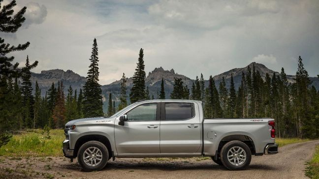 2019 Chevrolet Silverado LT (GM Media)