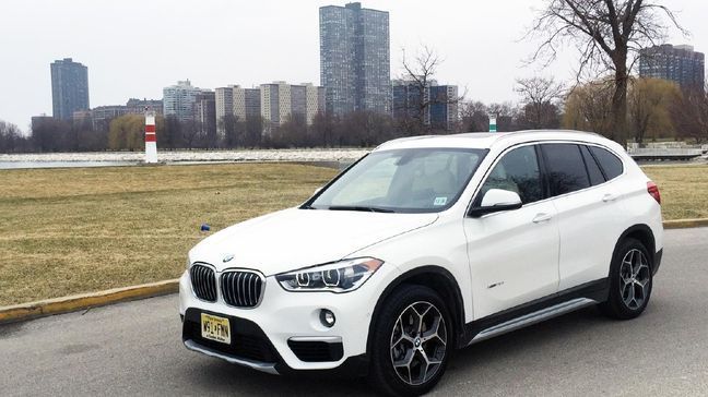 2016 BMW X1 (Photo by Jill Ciminillo)