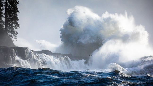 Massive wave crash into the rocky shores of western Vancouver Island on Nov. 15, 2020. (Photo: TJ Watt / TJWatt.com)