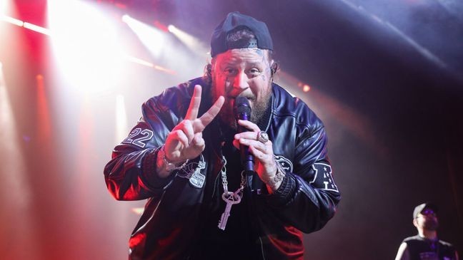 NEW ORLEANS, LOUISIANA - FEBRUARY 07: Jelly Roll performs on stage at EA Sports presents The Madden Bowl at Orpheum Theater on February 07, 2025 in New Orleans, Louisiana. (Photo by Kaitlyn Morris/Getty Images)