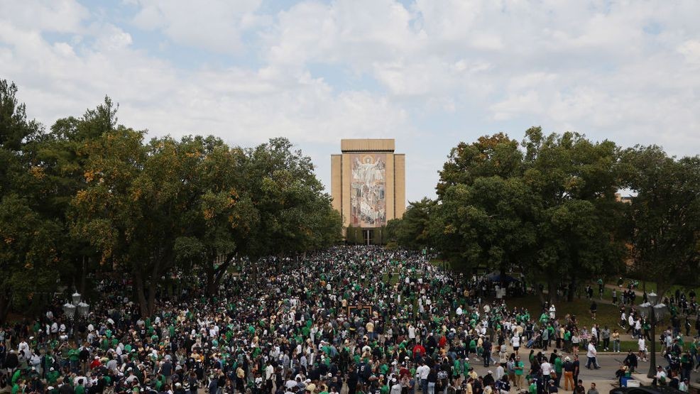 Image for story: Sports sanctuaries: The best college campuses in the country for football fans 