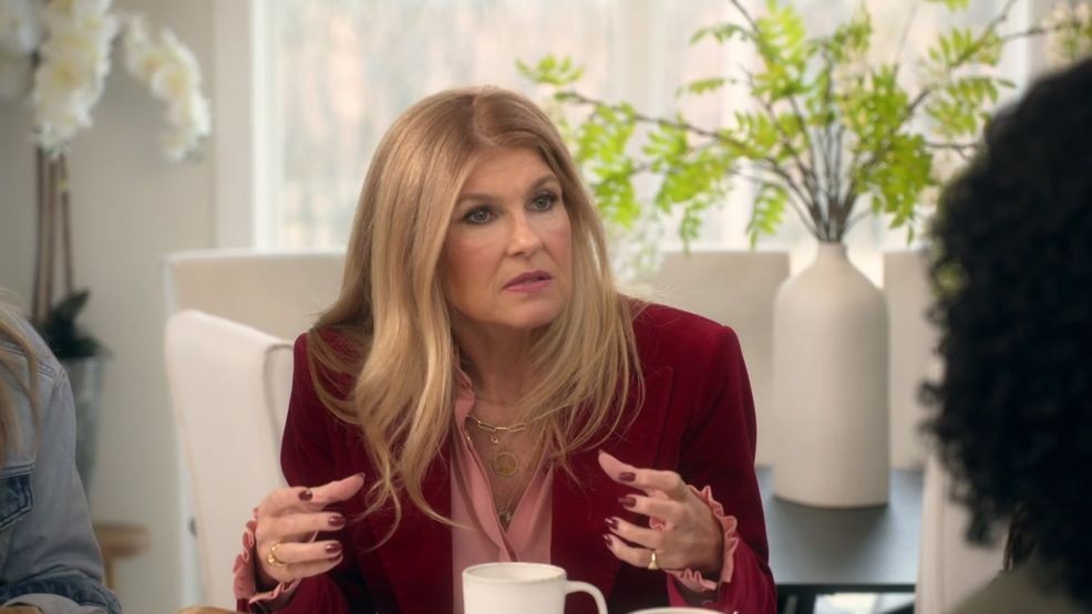 Connie Britton sits down with the Neighbor Ladies.{p}COURTESY: Hallmark Media{/p}