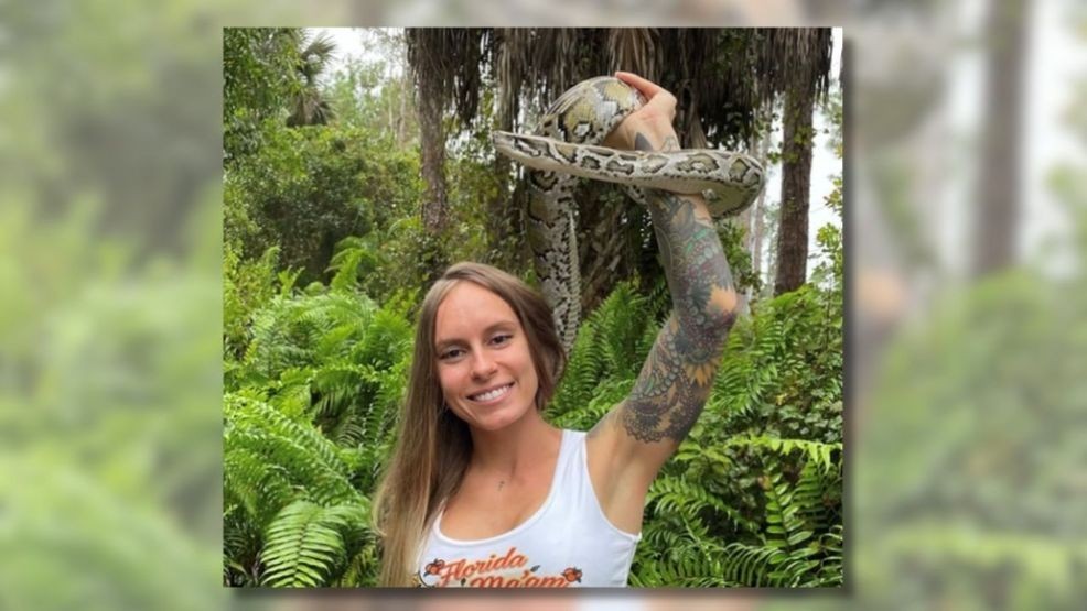 Image for story: Python Challenge captures record-breaking 294 snakes, winner nets $10k for 60 catches