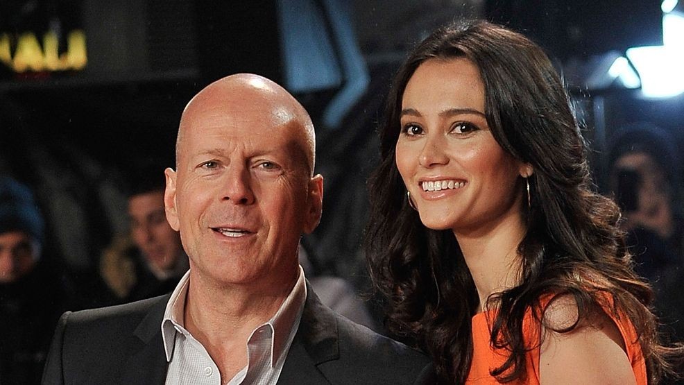 Image for story: Bruce Willis' wife Emma says he has 'never connected the dots' on dementia diagnosis