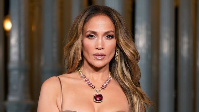 LOS ANGELES, CALIFORNIA - NOVEMBER 04: Jennifer Lopez, wearing Gucci, attends the 2023 LACMA Art+Film Gala, Presented By Gucci at Los Angeles County Museum of Art on November 04, 2023 in Los Angeles, California. (Photo by Presley Ann/Getty Images for LACMA)