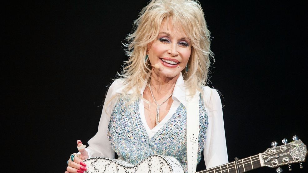Image for story:  Dolly Parton’s sister asks for prayers for singer: 'she hasn’t been feeling her best'