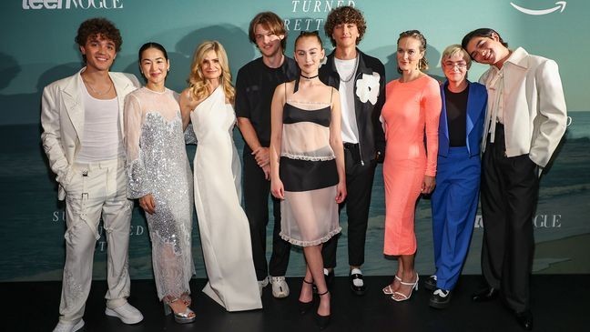 NEW YORK, NEW YORK - JUNE 29: (L-R) David Iacono, Jackie Chung, Kyra Sedgwick, Christopher Briney, Lola Tung, Gavin Casalegno, Rachel Blanchard, Elsie Fisher and Sean Kaufman attend Teen Vogue & Cast Of "The Summer I Turned Pretty" Celebrate Season 2 at Mr. Purple on June 29, 2023 in New York City. (Photo by Jamie McCarthy/Getty Images)