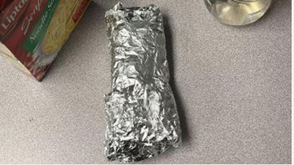 Image for story: Authorities discover a 'stinky' surprise inside Uber Eats 'burrito'