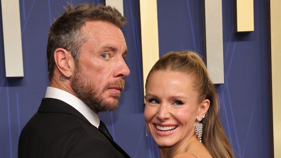 Image for story: Kristen Bell 'regretful' she didn’t date more before settling down with Dax Shepard