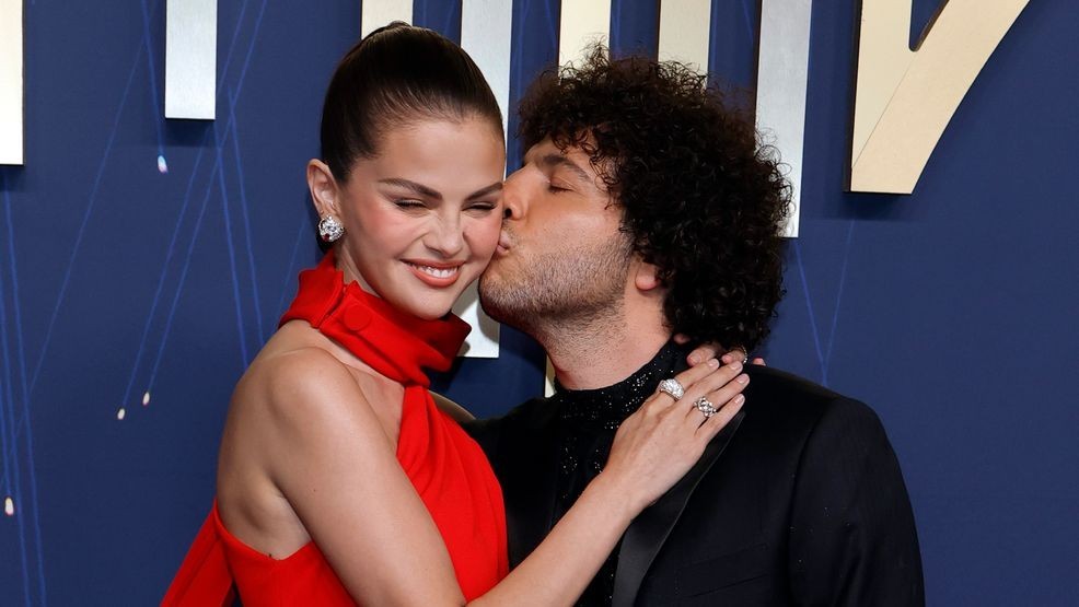Image for story: Selena Gomez calls early months of marriage to Benny Blanco 'a dream'