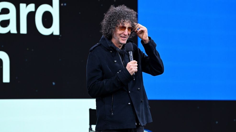 Image for story: Howard Stern delays SiriusXM return, teases fans about future announcement