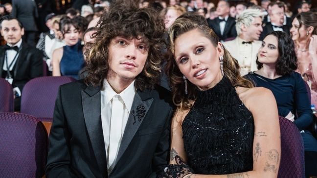 HOLLYWOOD, CALIFORNIA - MARCH 02: (EDITORIAL ONLY, NO BOOK COVERS) Miley Cyrus and Maxx Morando attends the 97th Annual Oscars at Dolby Theatre on March 02, 2025 in Hollywood, California. (Photo by John Shearer/97th Oscars/The Academy via Getty Images)