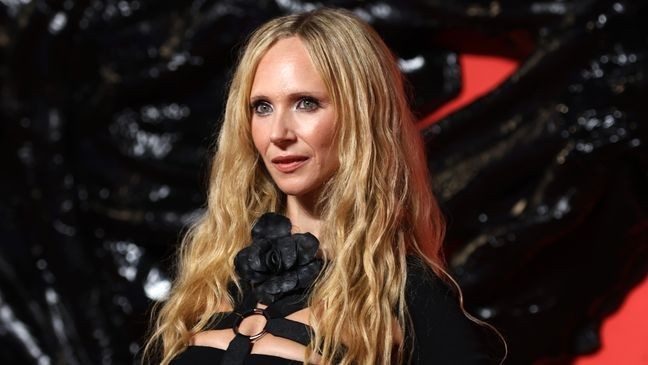 LONDON, ENGLAND - OCTOBER 23: Juno Temple attends the UK Premiere of "Venom: The Last Dance" at the BFI IMAX Waterloo on October 23, 2024 in London, England. (Photo by Lia Toby/Getty Images)