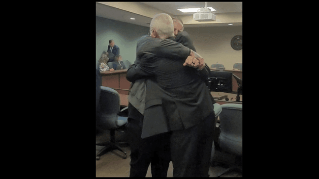 The board issued its nonbinding recommendation unanimously after a hearing that lasted about an hour and 45 minutes with several witnesses, including Nashville Sheriff Daron Hall, advocating for the 40-year-old musician named Jason DeFord. One board member recused themselves from voting. (Photo: Daron Hall via X)