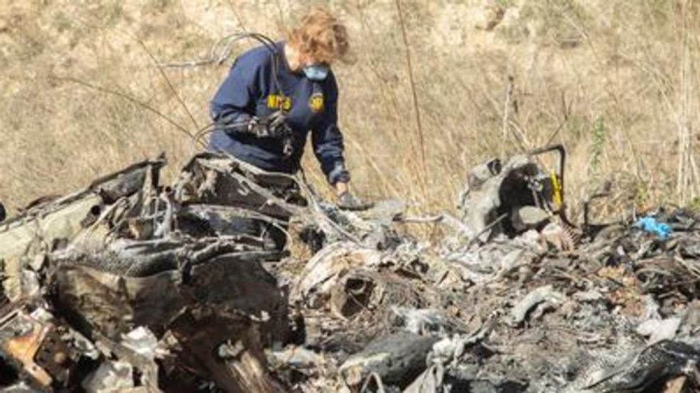 NTSB releases video footage of Kobe Bryant helicopter crash site (NTSB via Storyful)