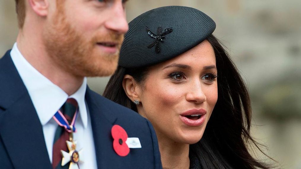 Britain's Prince Harry and Meghan Markle attend a Service of Thanksgiving and Commemoration on ANZAC Day at Westminster Abbey in London, Wednesday, April 25, 2018. (Eddie Mulholland/Pool via AP)