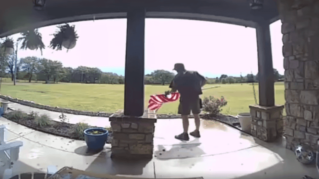 UPS driver fixes rolled up American flag (Chelsie Root Ashley/Facebook)