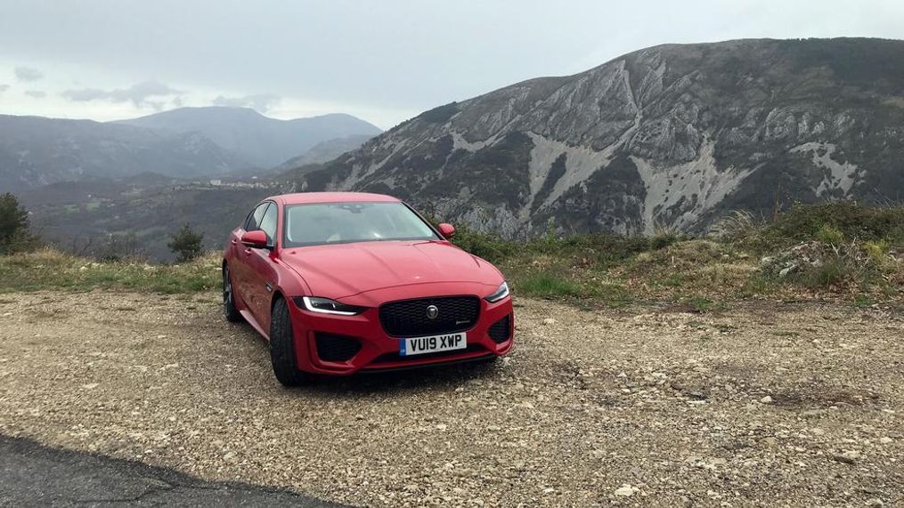 2020 Jaguar XE (Sinclair Broadcast Group / Jill Ciminillo)