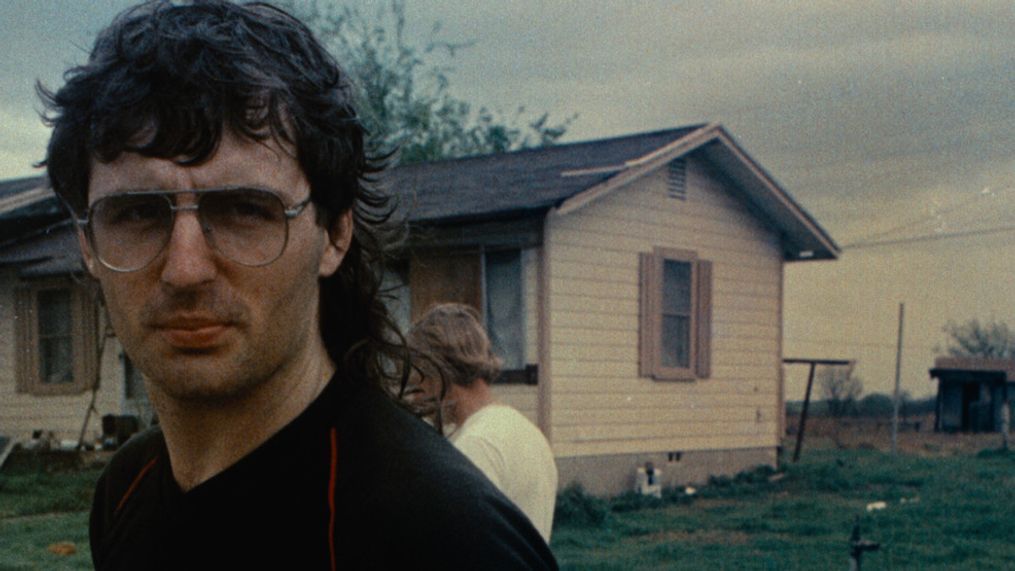 Waco: American Apocalypse. David Koresh in Waco: American Apocalypse. Cr. Courtesy of Netflix © 2023