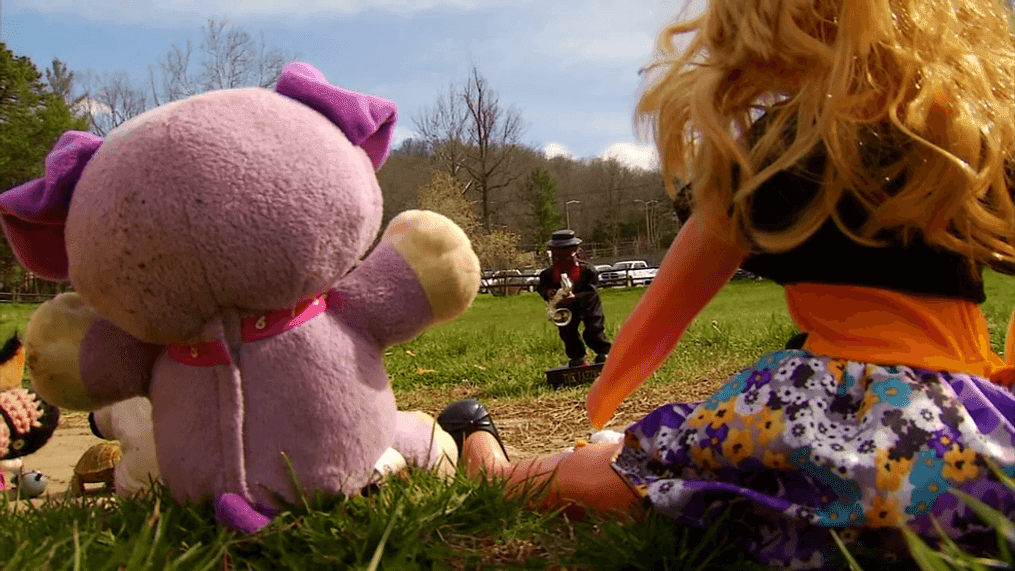 Strange but harmless display at North Carolina park has residents scratching their heads. (WLOS)