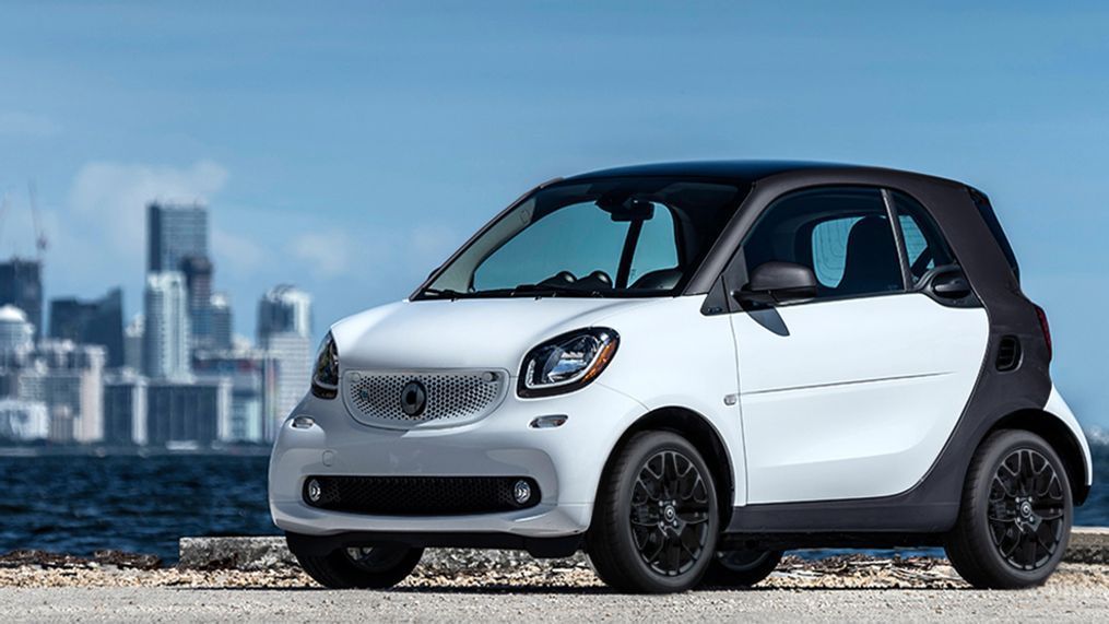 2018 smart EQ fortwo coupe (Image courtesy of Mercedes-Benz USA)