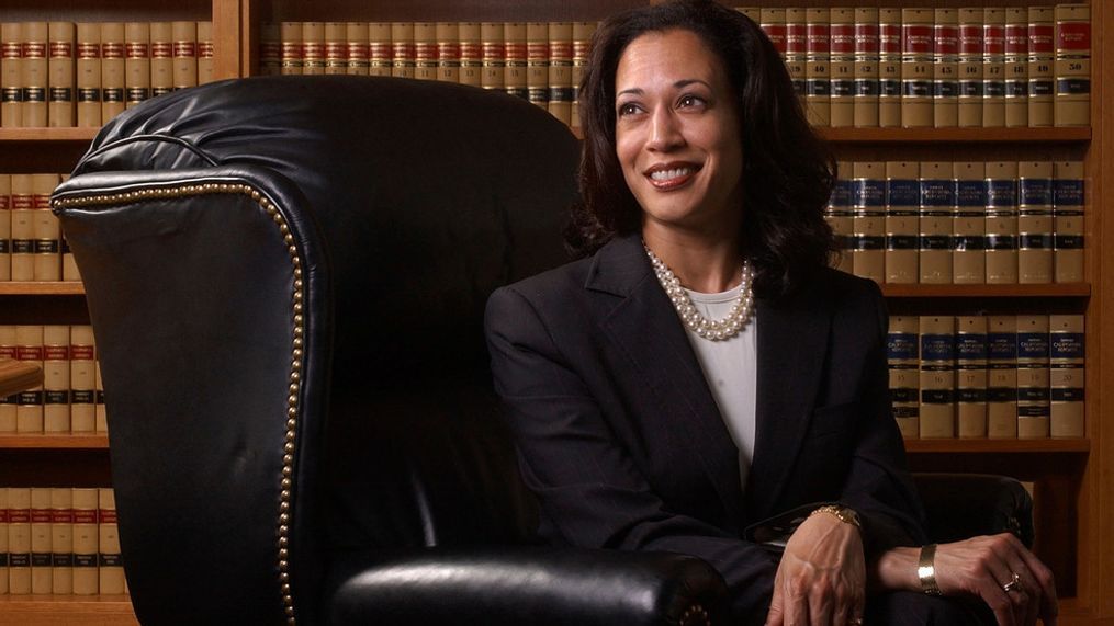 FILE - San Francisco District Attorney Kamala Harris poses for a portrait in San Francisco, June 18, 2004. (AP Photo/Marcio Jose Sanchez, File)