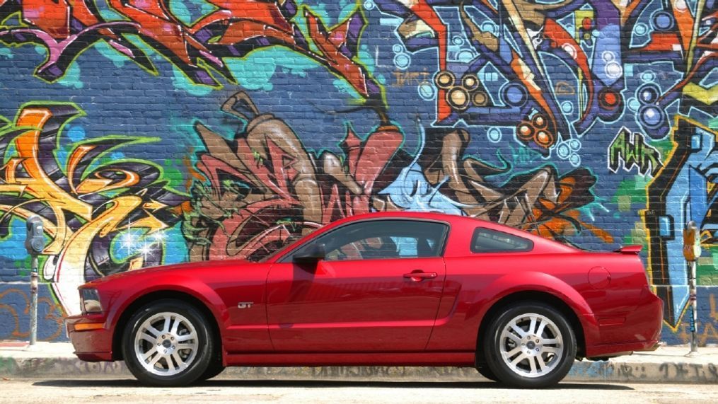 2005 Ford Mustang (Image courtesy of Ford Motor Co.)