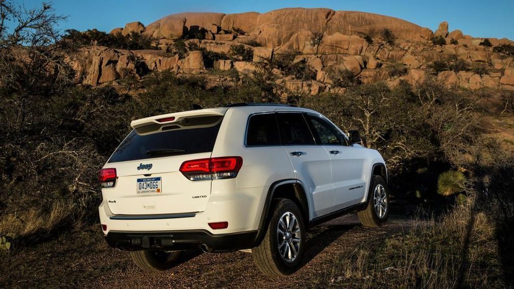 2014 Jeep Grand Cherokee (Image courtesy of Fiat Chrysler Automobiles){p}{/p}