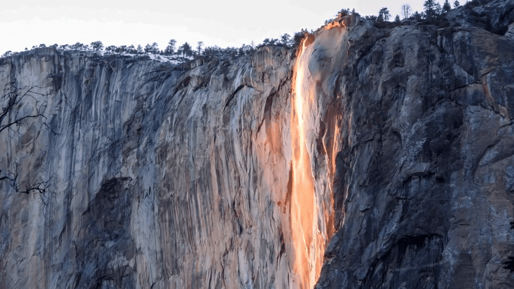 Sun creates spectacular 'Firefall' in Yosemite (Video: Jay Huang)