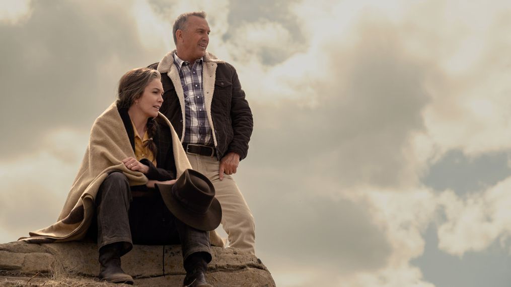 Diane Lane (left) stars as “Margaret Blackledge” and Kevin Costner (right) stars as “George Blackledge” in director Thomas Bezucha’s LET HIM GO, a Focus Features release. (Photo: Kimberley French / Focus Features)