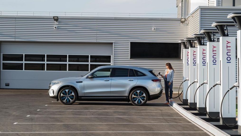 2020 Mercedes-Benz EQC (Image courtesy of Mercedes-Benz USA)