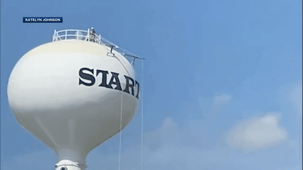 Welcome to 'Start, Iowa': Residents puzzled over misspelling on water tower (CNN Newsource)