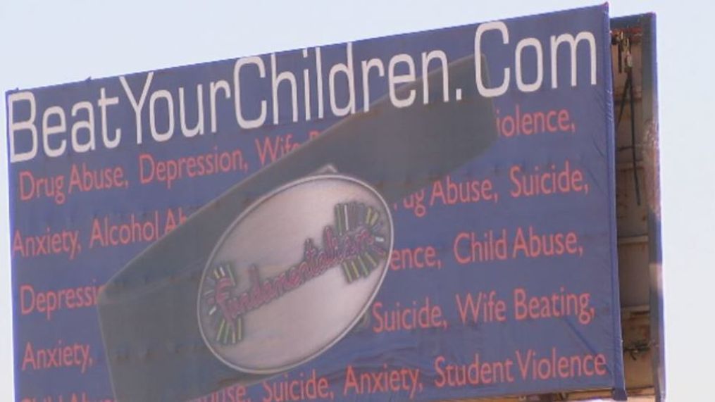 'Beatyourchildren.com' billboard looks to spread awareness about corporal punishment. (ABC 7 Amarillo- Jala Washington).{p}{/p}