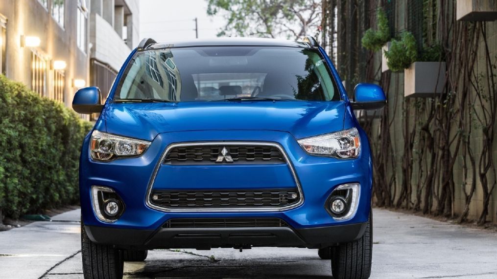 2015 Mitsubishi Outlander Sport (Photo courtesy of Mitsubishi Motors)