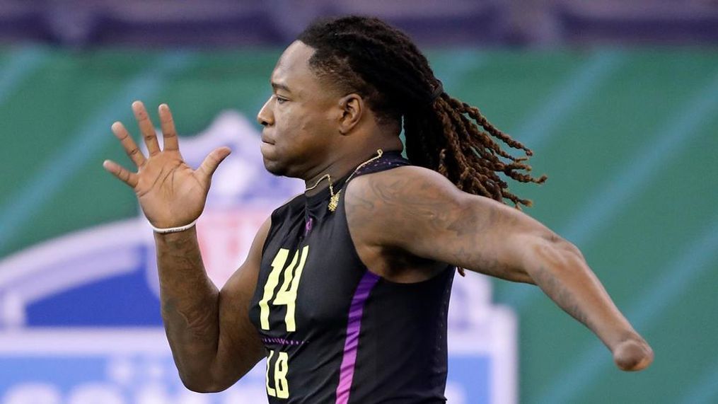 Central Florida linebacker Shaq Griffin runs the 40-yard dash during the NFL football scouting combine, Sunday, March 4, 2018, in Indianapolis. (AP Photo/Darron Cummings)